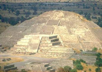 Пирамида Солнца. I в. до н. э. Теотихуакан, Мексика - www.Arhitekto.ru